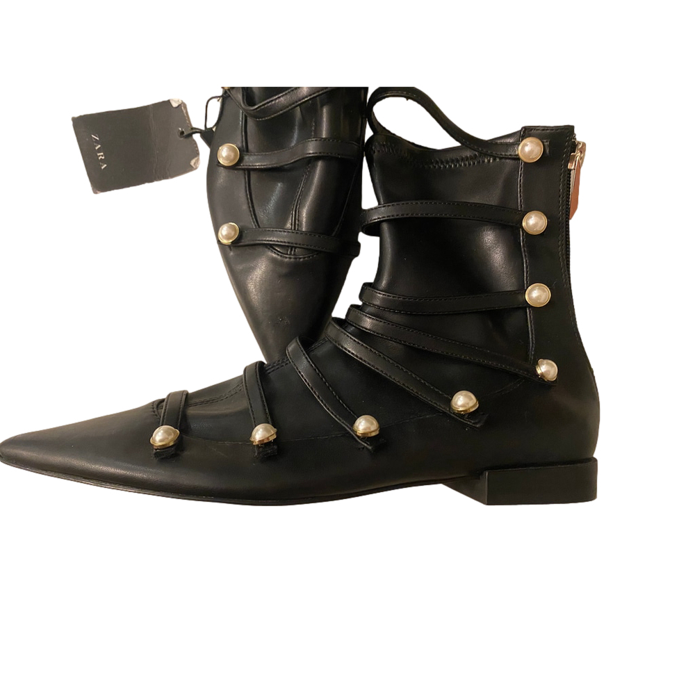 Zara Trafaluc Pearl Accent Pointed Toe Ankle Boots
, Size 37, Black NWT - Picture 1 of 9